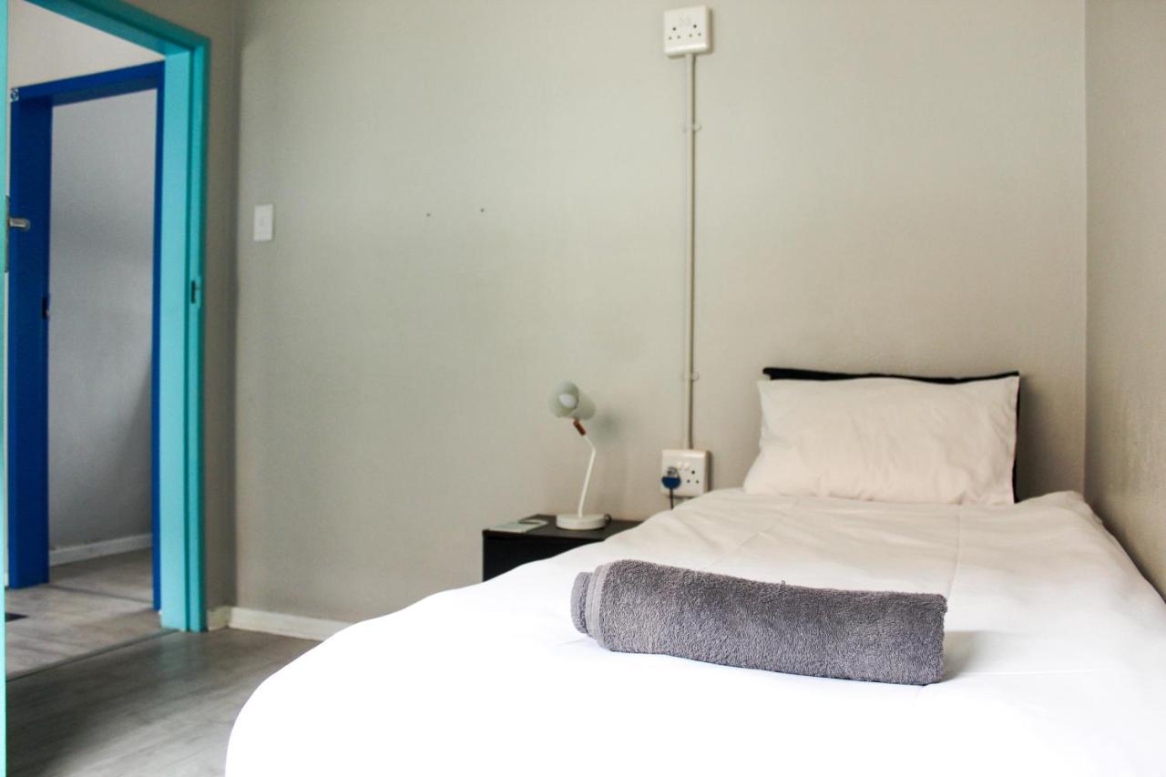 Motown By Mojo Hostel Cape Town Room photo